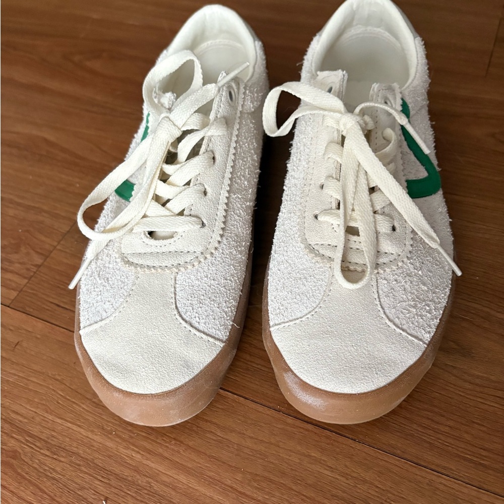 White and Green Women's vans